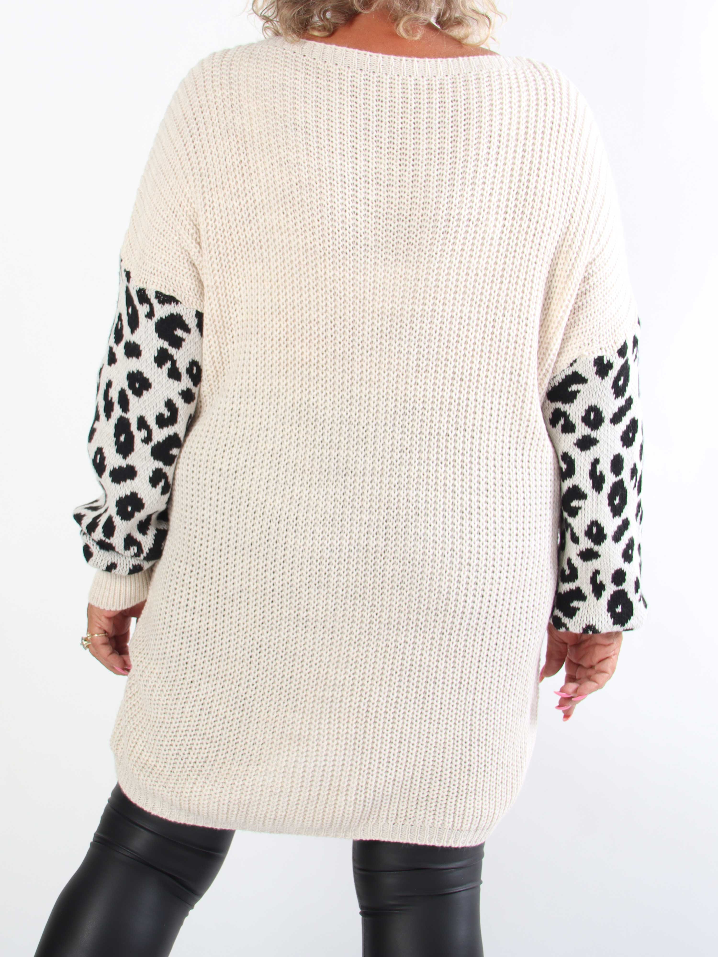 Alvas - Sød plus size strik med fine ærmer i et trendy leopardprint